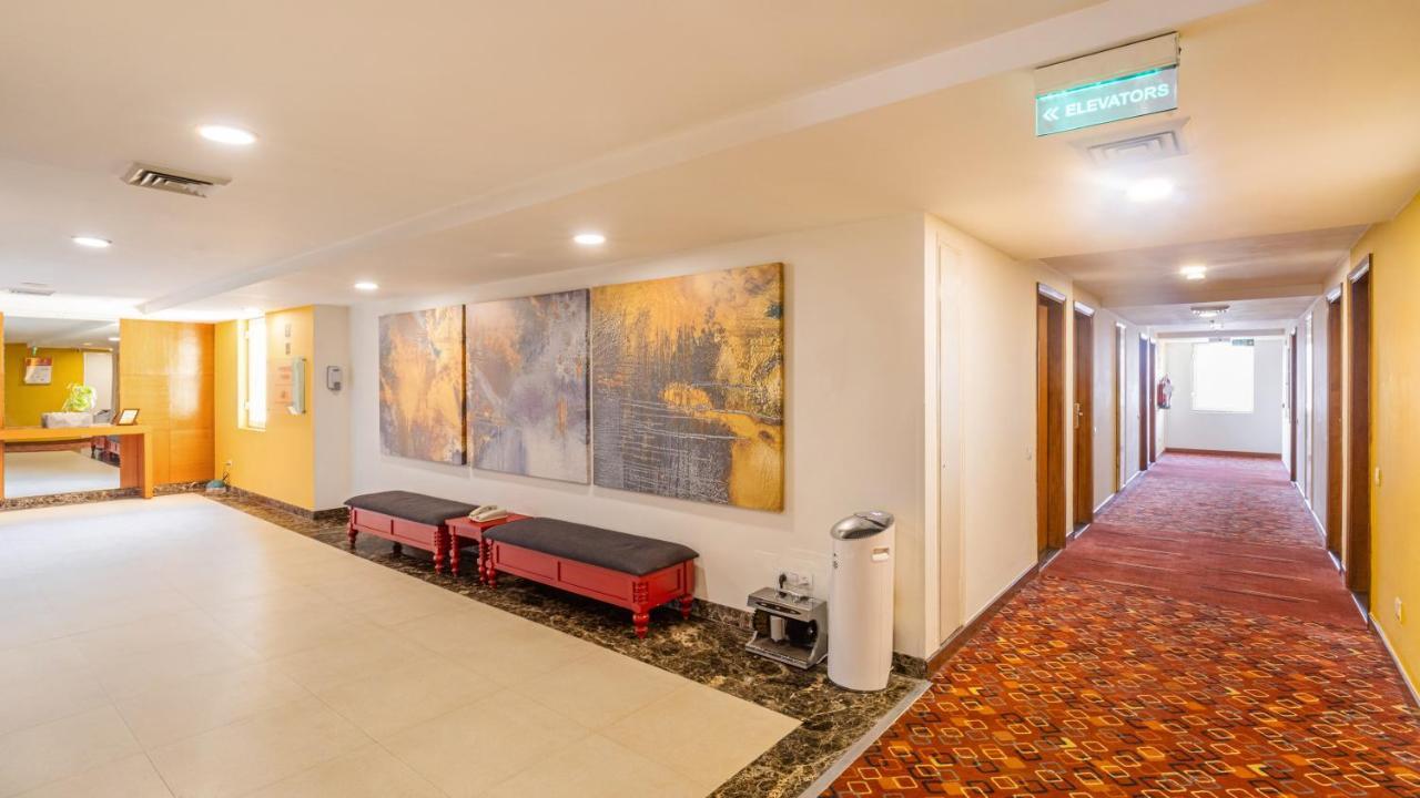 Ibis Gurgaon Golf Course Road - An Accor Brand Hotel Exterior foto